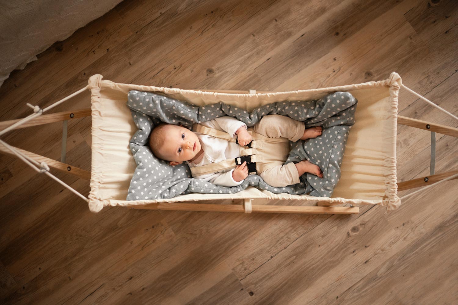 2-in-1 Koala-Set Babyhängematte Koala inklusive Holzgestell & Inlay Sunny